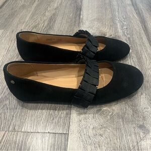 UGG Black Suede Thea Ruffle Ballet Flats with Bow Detail Women’s 7.5 Shoe